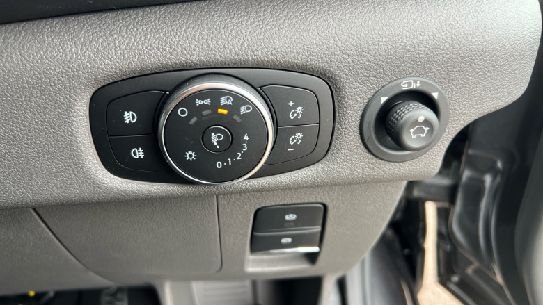 Ford Transit 350 L3 Diesel Fwd 2.0 EcoBlue 165ps H2 Limited Van [Nav]